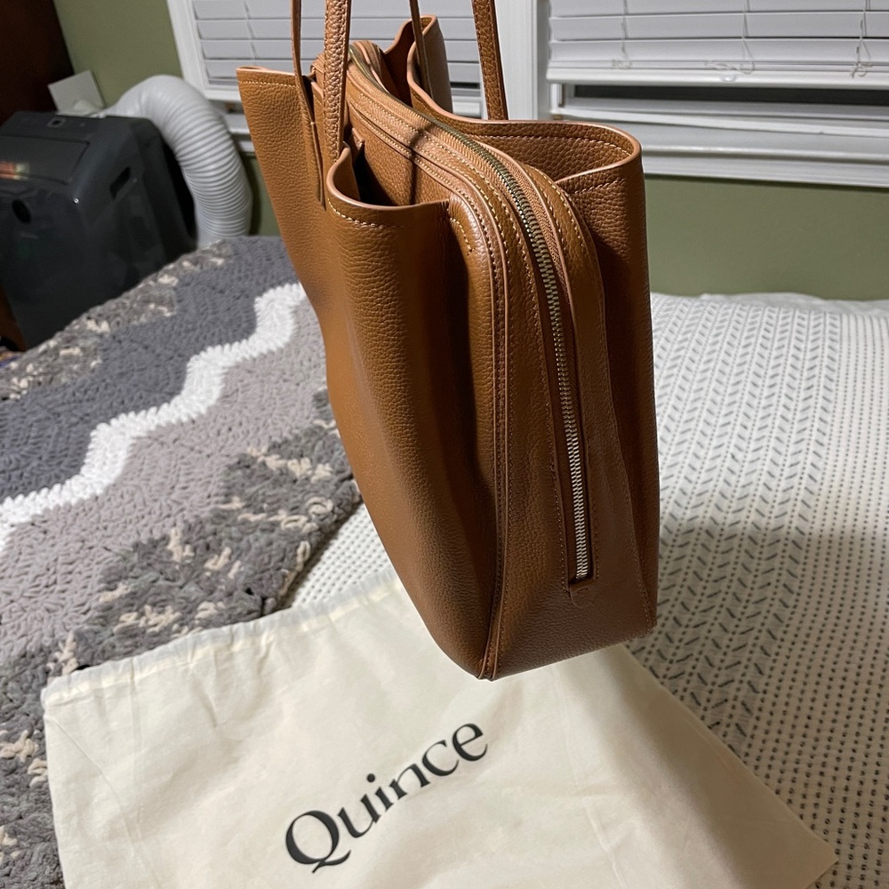 Quince Pebbled Leather Shoulder Tote Bag - Picture 2 of 9